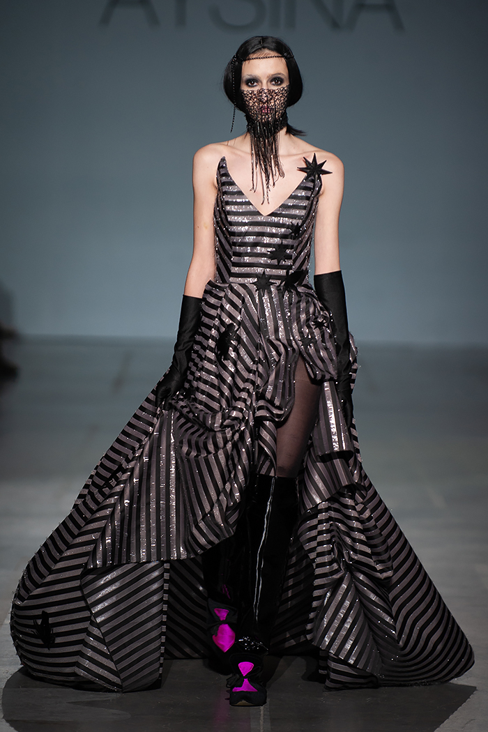 Рівновага над божевіллям: AYSINA представила провокаційну колекцію FW19-20