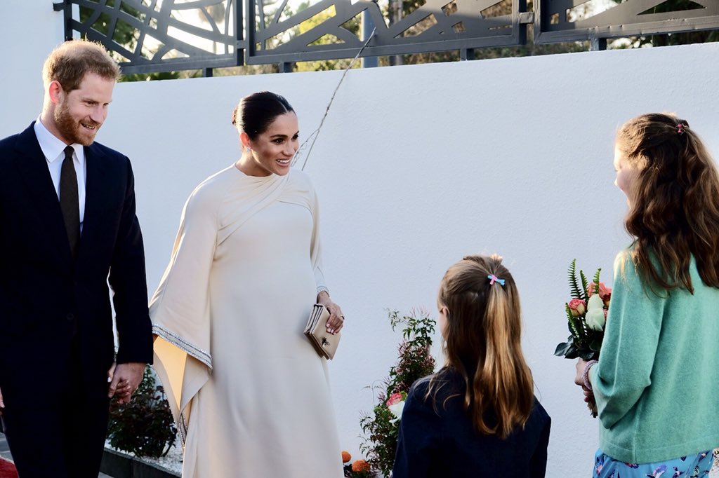 Настоящая принцесса: Меган Маркл в Марокко блистала в роскошном платье Dior