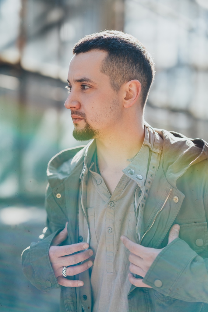 Всепоглощающая любовь: Стас Шуринс посвятил жене песню с уникальной историей