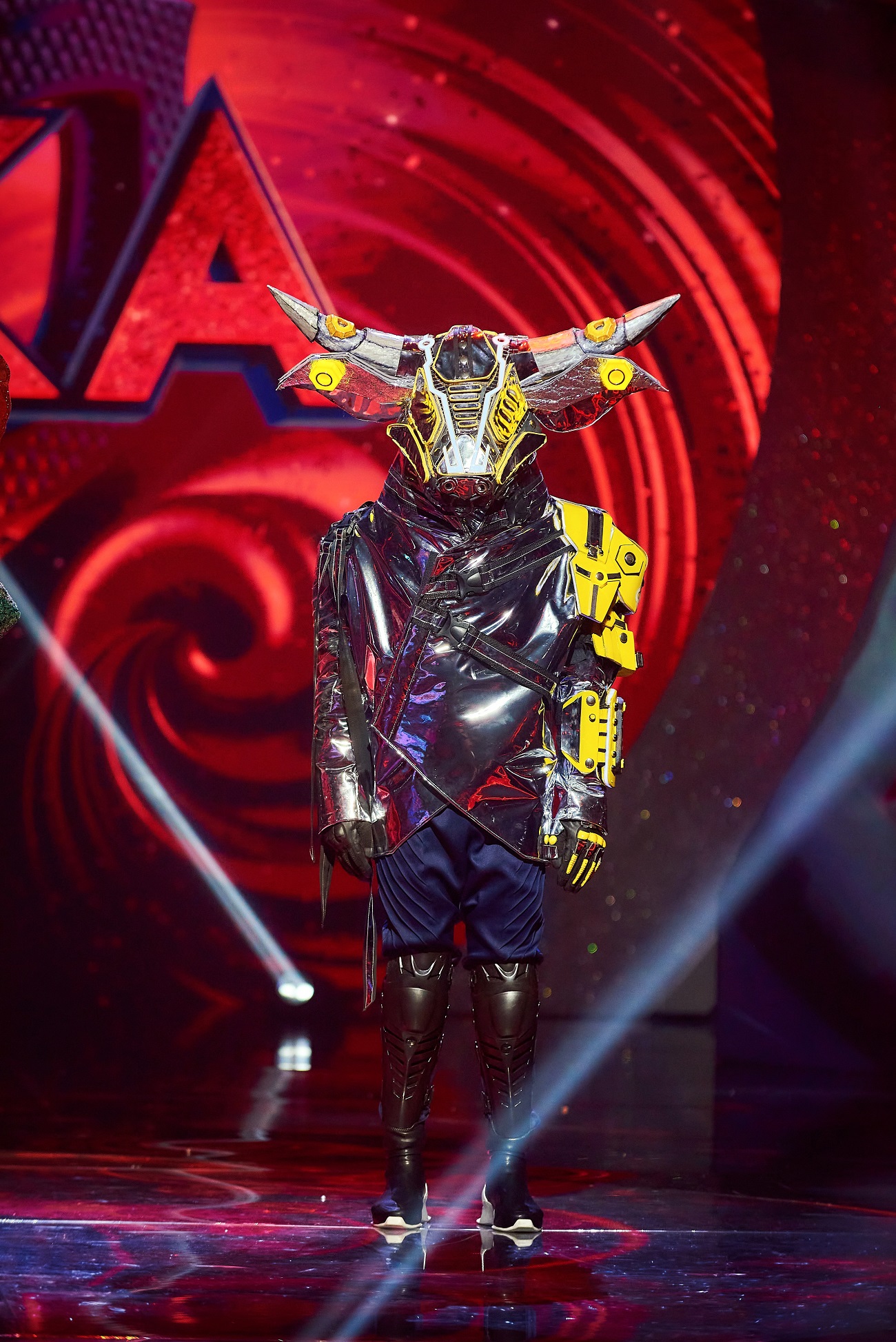 Сложно даже микрофон поднести к устам: Олег Винник рассказал об испытаниях на шоу "МАСКА"