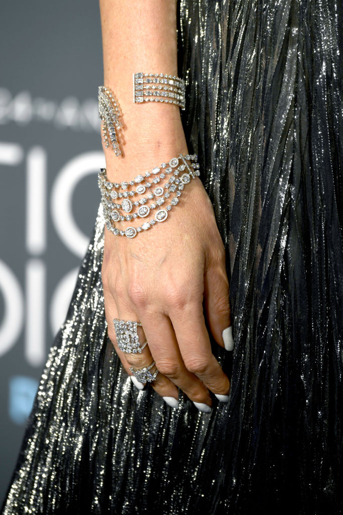 Вибір редакції: блискуча Шарліз Терон у сукні від Givenchy (фантастичні фото)