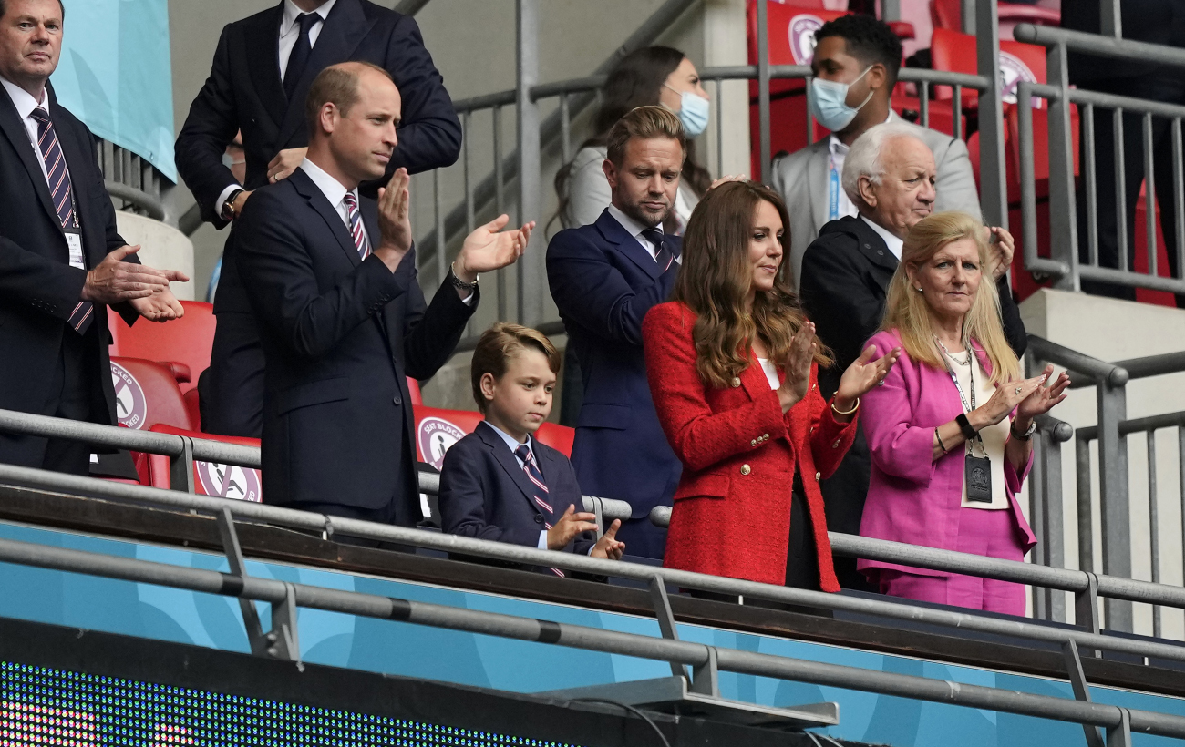 Реакция принца Джорджа на гол англичан "взорвала" сеть и стала видео дня