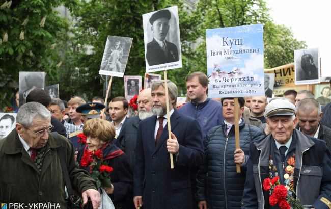 День перемоги в Києві: як пройшло 9 травня на вулицях столиці (відео)