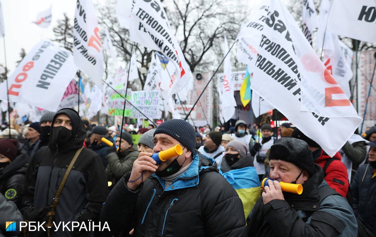Центр Києва оточила поліція: що відбувається