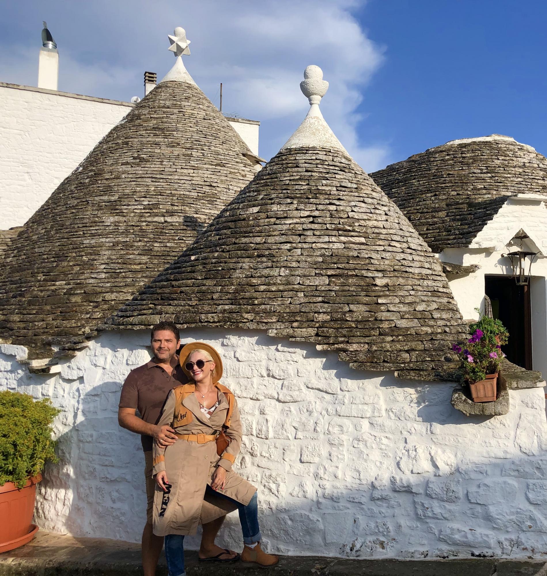 Катерина Бужинська презентувала пісню про несподівану осінню любов