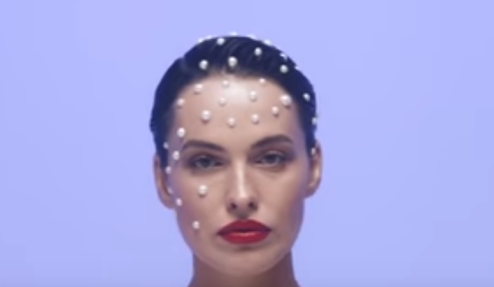 Fetish: Астаф'єва представила провокаційний кліп на нову пісню