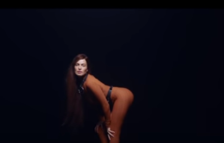 Fetish: Астаф'єва представила провокаційний кліп на нову пісню