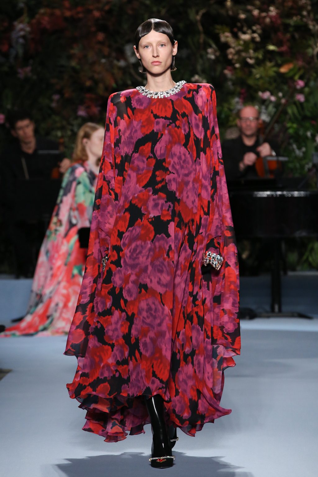 Яскраво і сміливо: колекція Richard Quinn AW19 підкорила Лондон (фото)