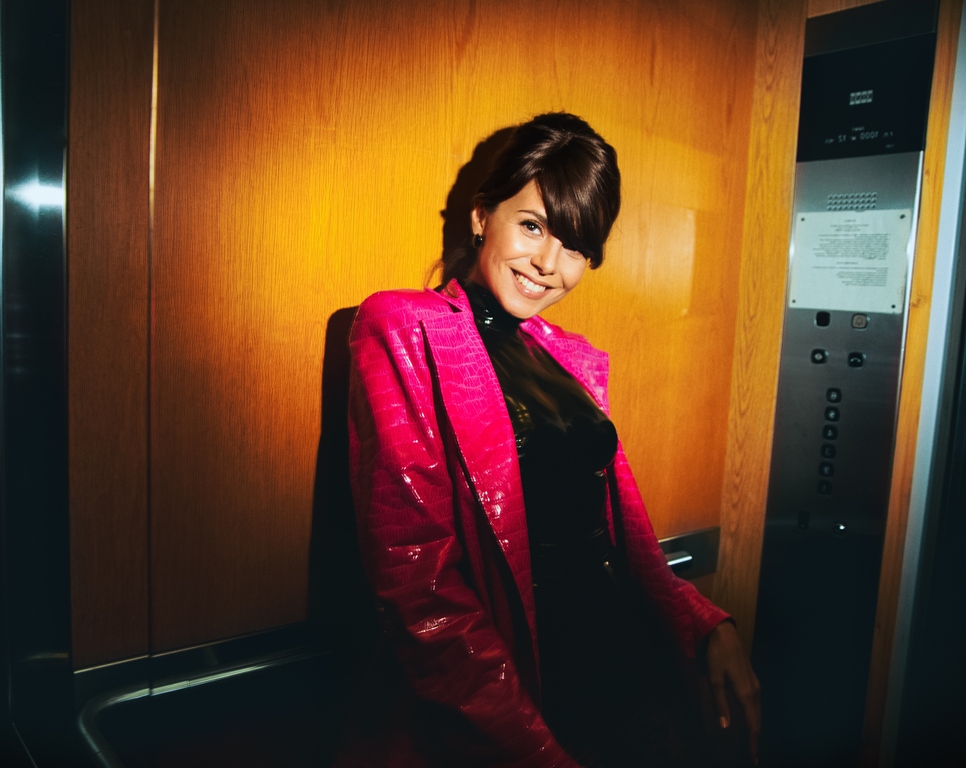 В латексному боді і з мамою: Настя Каменських справила фурор на "Вечорі прем'єр"