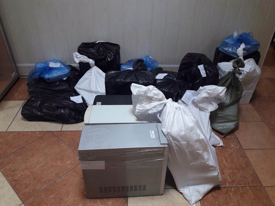 В Днепропетровской области фирма россиянина незаконно добывала железную руду