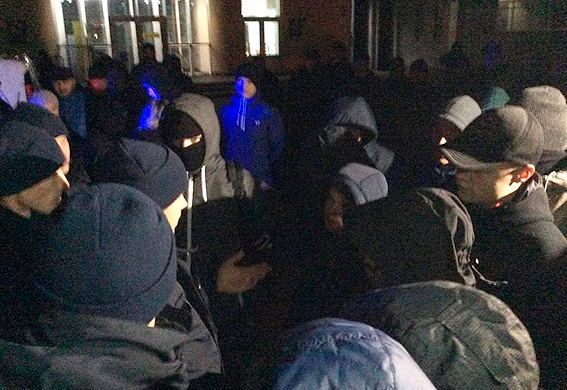 У Хмельницькому сталася бійка біля клубу, поранено поліцейських