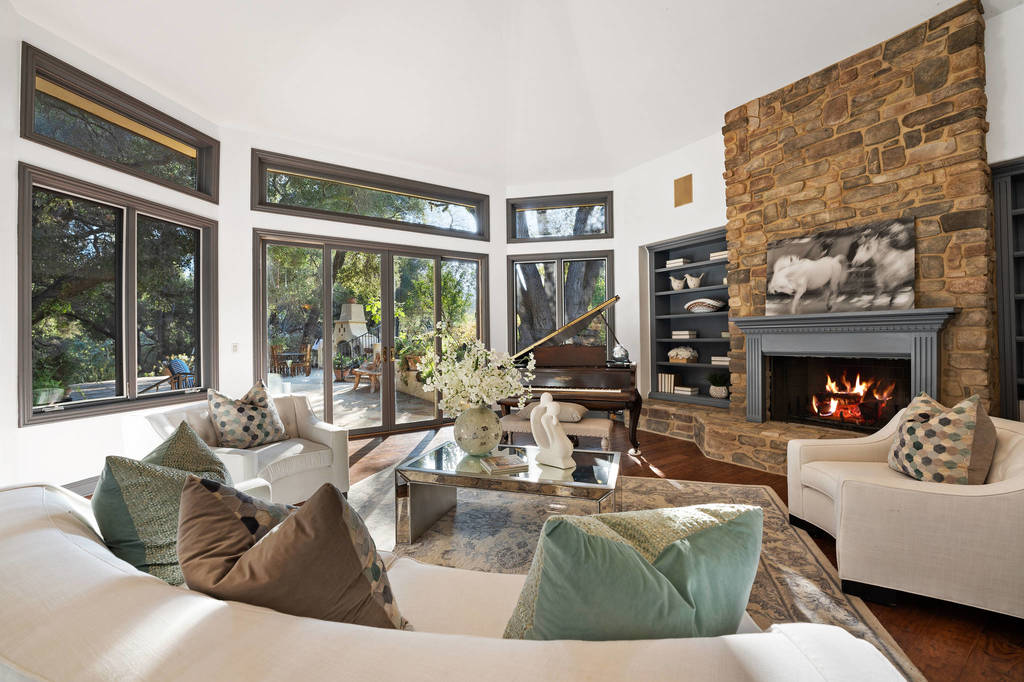 Ломаченко в 2021 году может заработать 5 млн. На что ему их потратить?