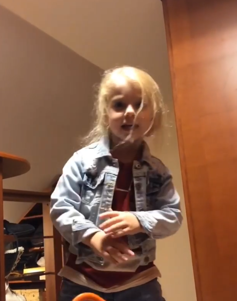 "Заложила дочка маму": дети Пугачевой и Галкина зачитали рэп "за жизнь"