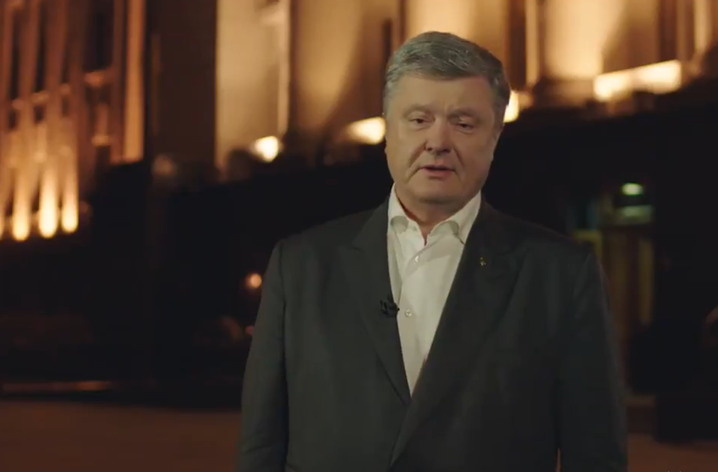 Это не шоу: реакция сети на решение Порошенко о дебатах с Зеленским