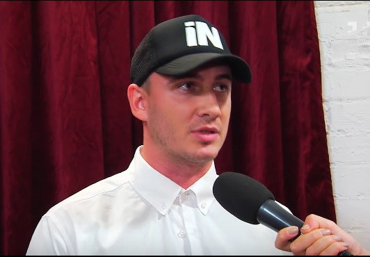 "Синеет нос, выросла шишка": Ivan NAVI рассказал о конфузе перед выступлением (видео)