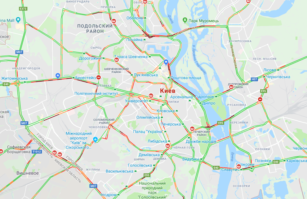 В Киеве образовались многочисленные пробки