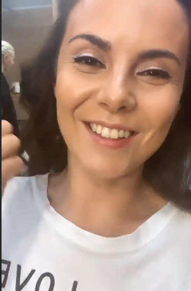 Стильная Настя Каменских блеснула экстравагантным нарядом на съемках Х-фактора