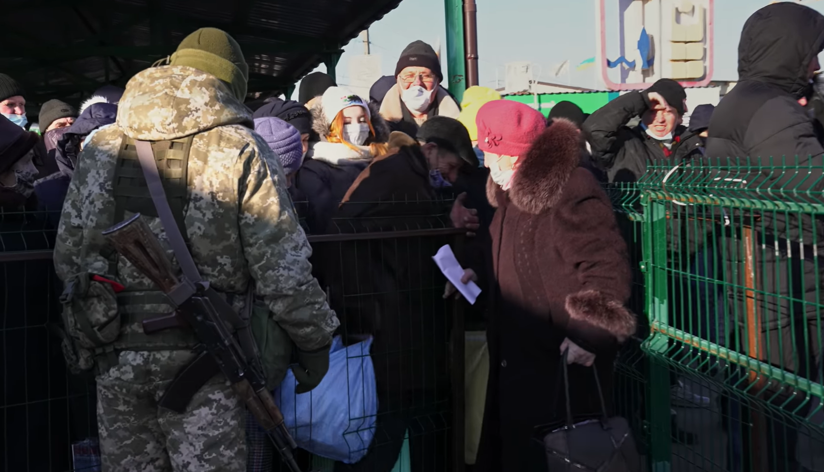 Блогер зі Швейцарії на Донбасі зняв фільм про російську агресію: відео "підірвало" інтернет