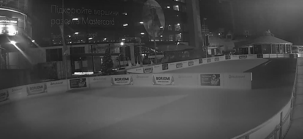 Буковель спорожнів: як виглядає безлюдний курорт прямо зараз (фото)