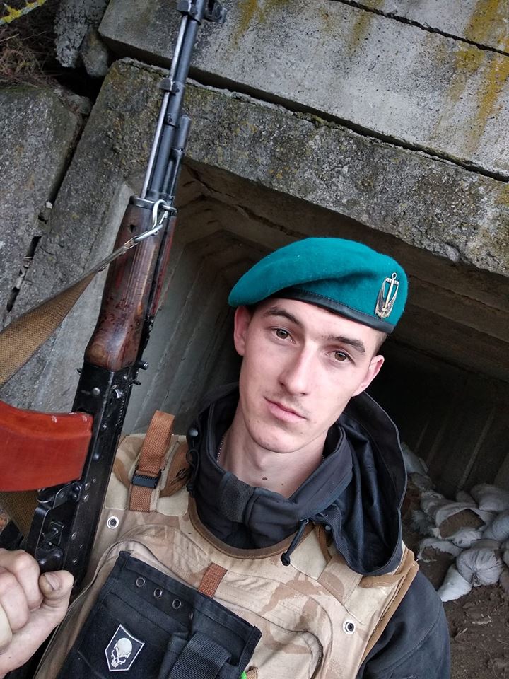 Загиблі в жовтні герої: історії та фото українських захисників