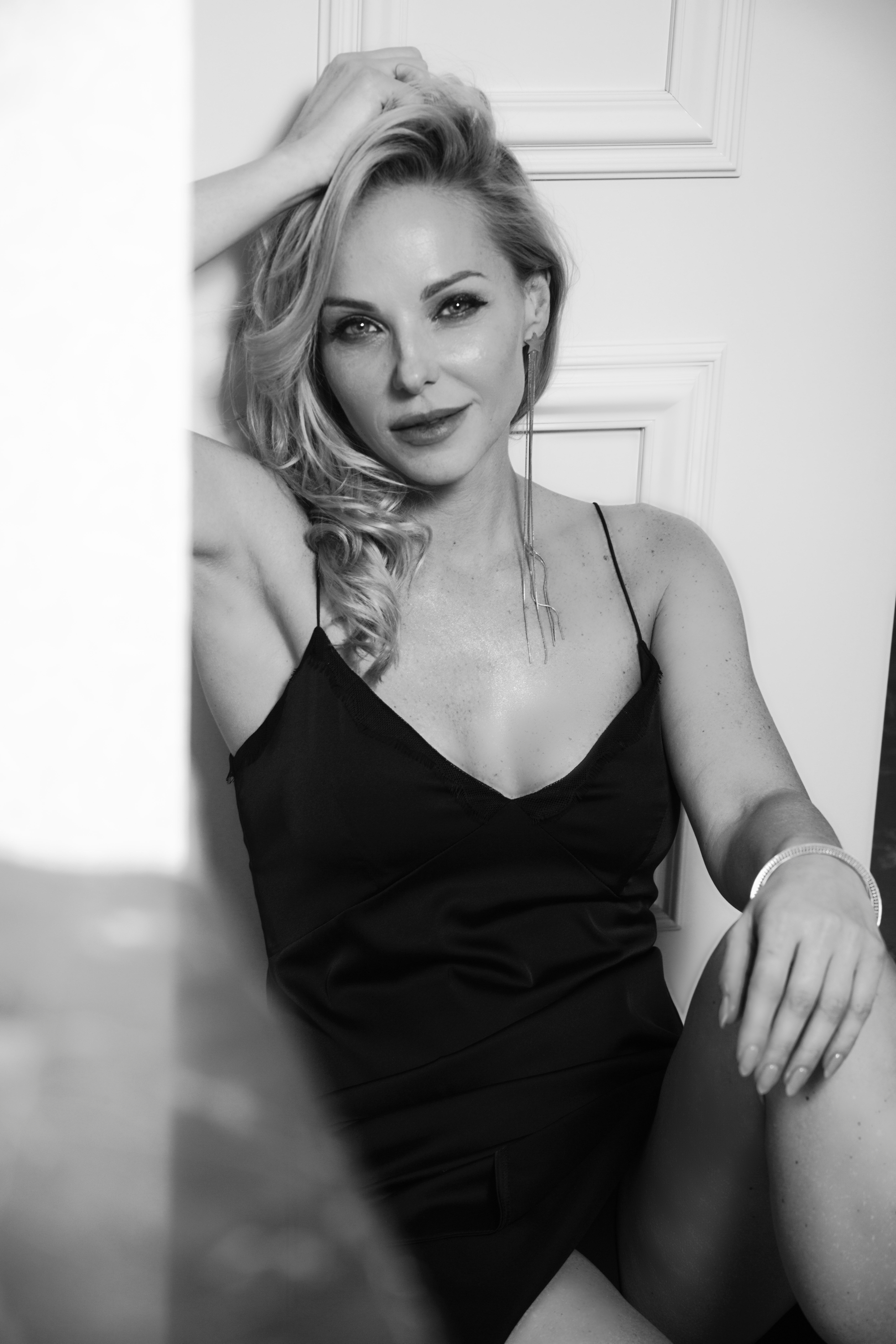 Ірина Білик, Олег Скрипка та інші зірки розповіли, як змінилося їхнє життя під час карантину