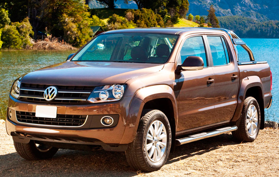 Квадроцикл и мамин "Запорожец": на чем ездят члены нового Кабмина