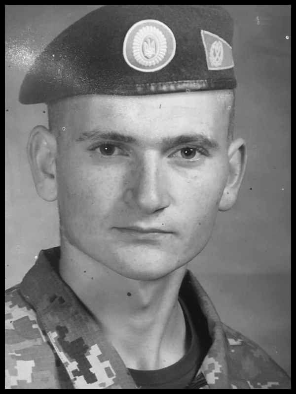 Загиблі в жовтні герої: історії та фото українських захисників