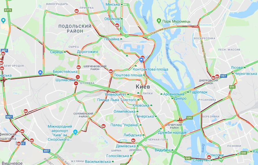 В Киеве образовались многочисленные пробки