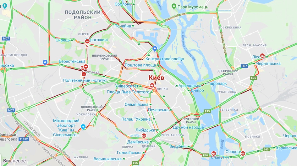 Київ через негоду зупинився у заторах