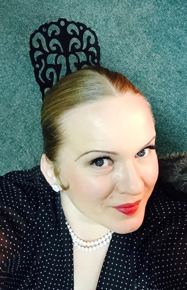 Ольга Сумская и Олеся Жураковская рассказали, как с пользой проводят время на карантине