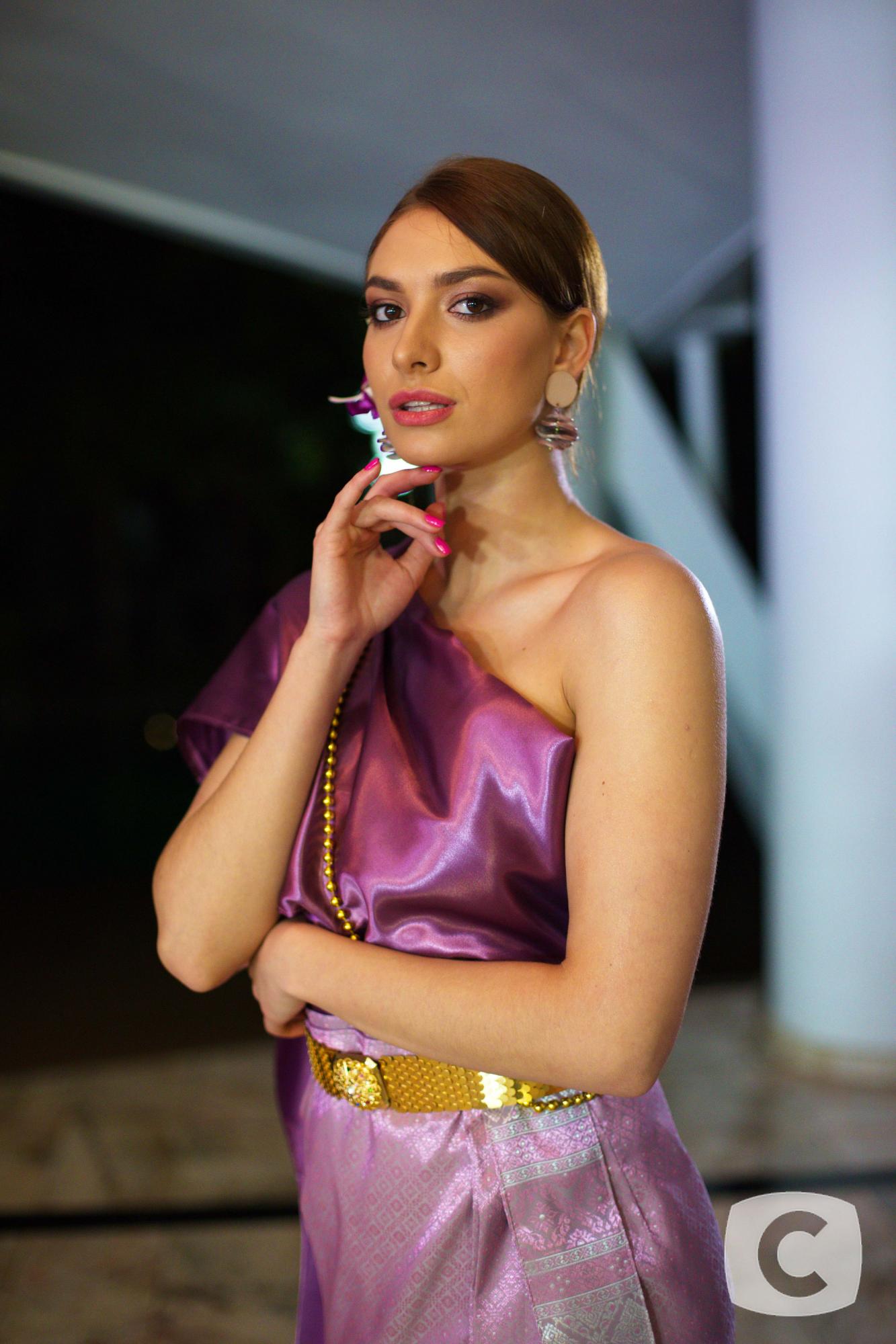 Принцессы Таиланда: участницы Холостяк-10 поразили образами на Церемонии роз (ФОТО)