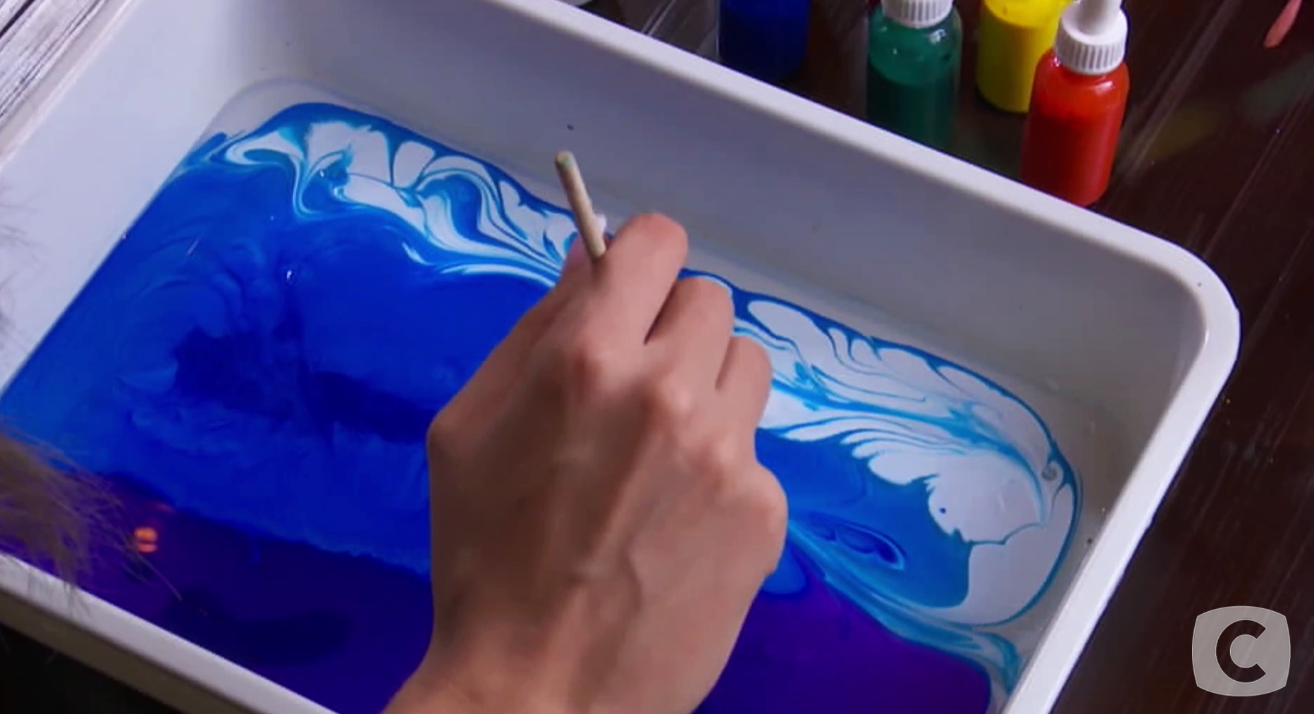 Холостяк-10 пятый выпуск: Макс снимет рубашку, а девушки оголят чувства