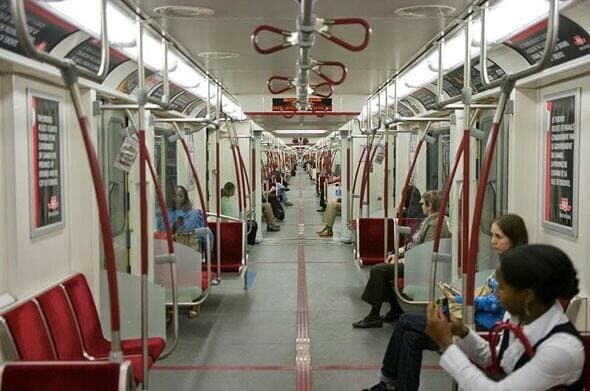 У метро Києва з'являться незвичайні вагони: такого ще не було