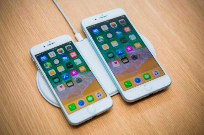 Беспроводная зарядка в iPhone: дождались