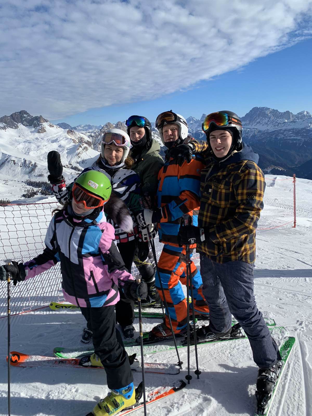 Где зимой отдыхают любимые юмористы "Дизель Студио": яркие фото