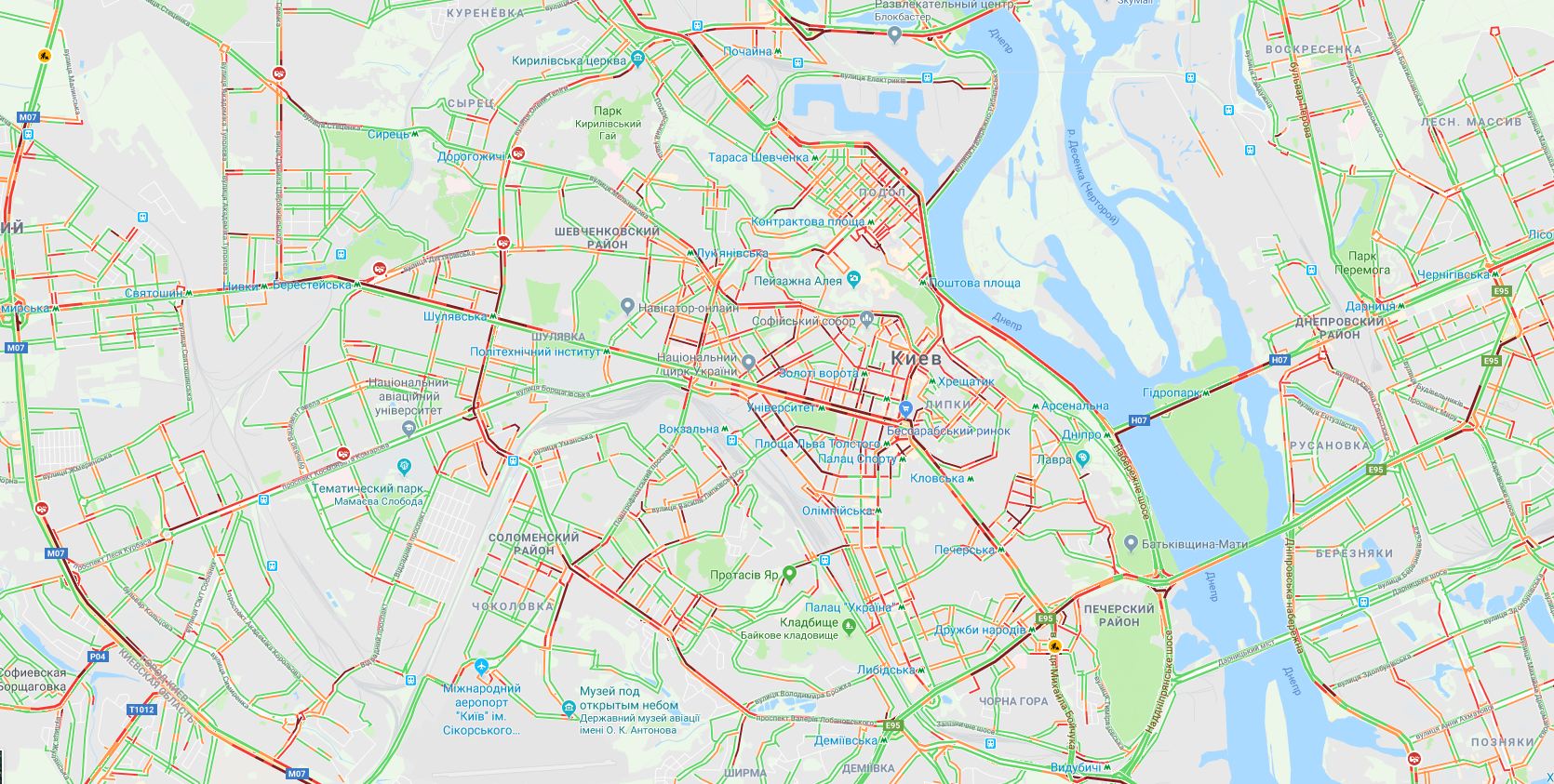 На дорогах Киева образовались пробки