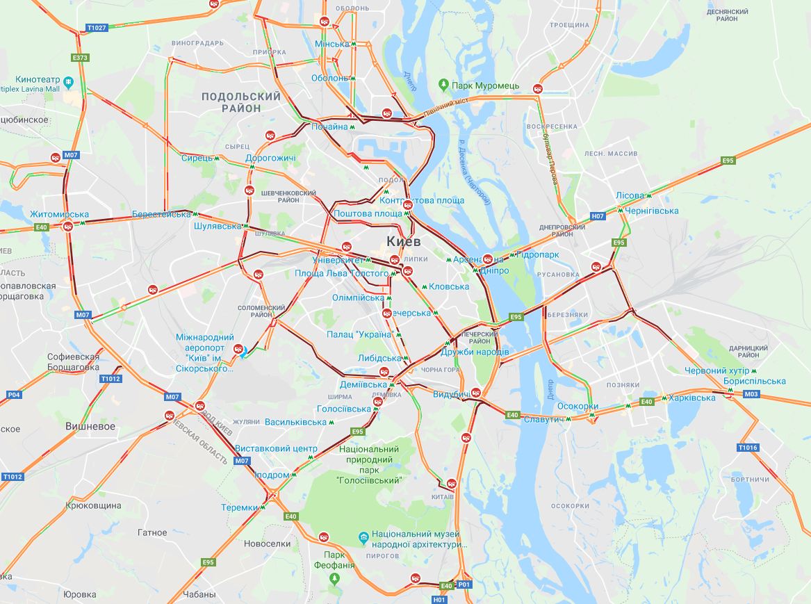 Снігопади накрили Україну: головне