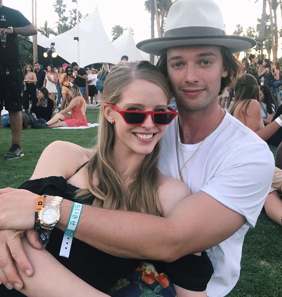 Дівчата, тримайтеся! Топ-5 синів зіркових батьків, які виросли справжніми красенями