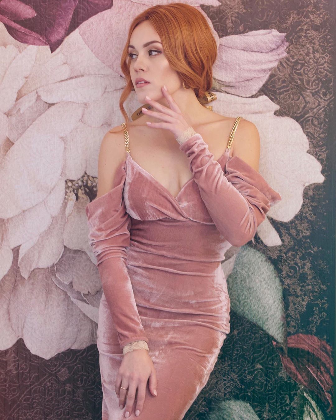 Час на себе: ALYOSHA поділилася своїми ритуалами краси