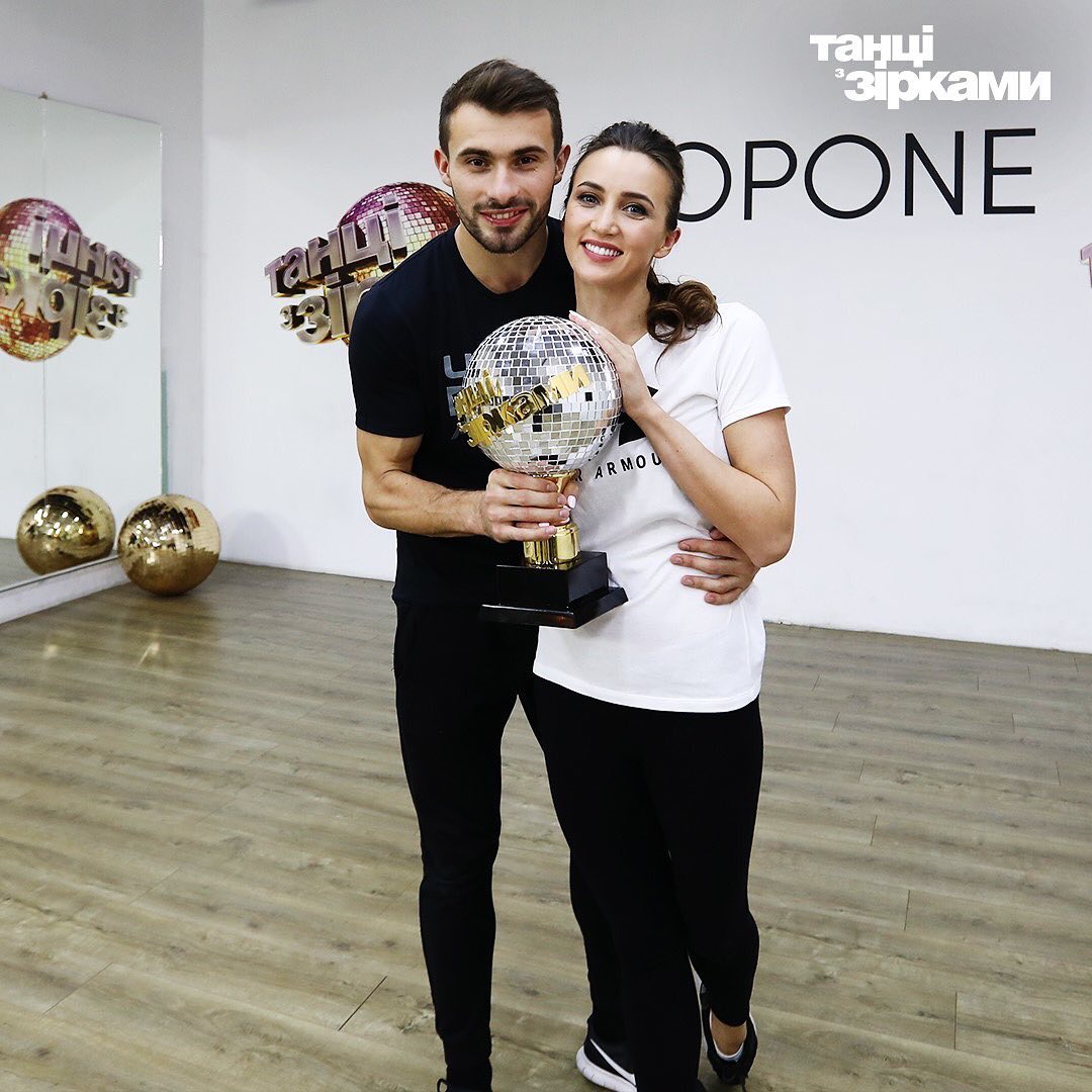 Сложно проигрывать: Анна Ризатдинова прокомментировала поражение в суперфинале шоу Танцы со звездами 2019