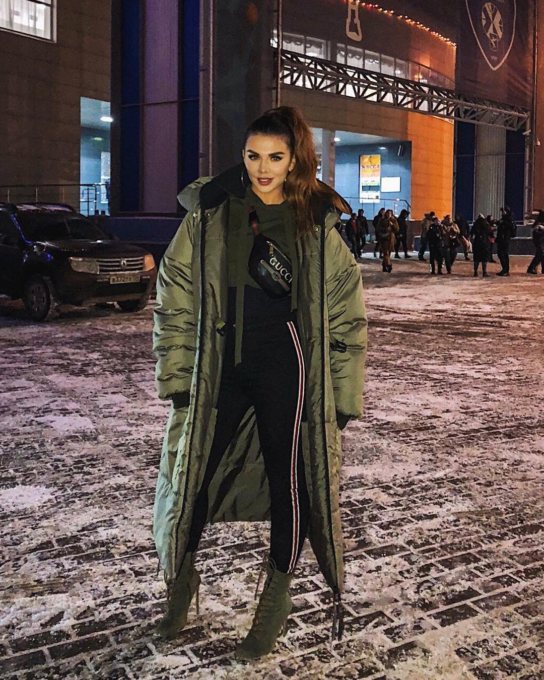 "Можешь быть жирненькой": Седокова позабавила плюсами отсутствия отпуска