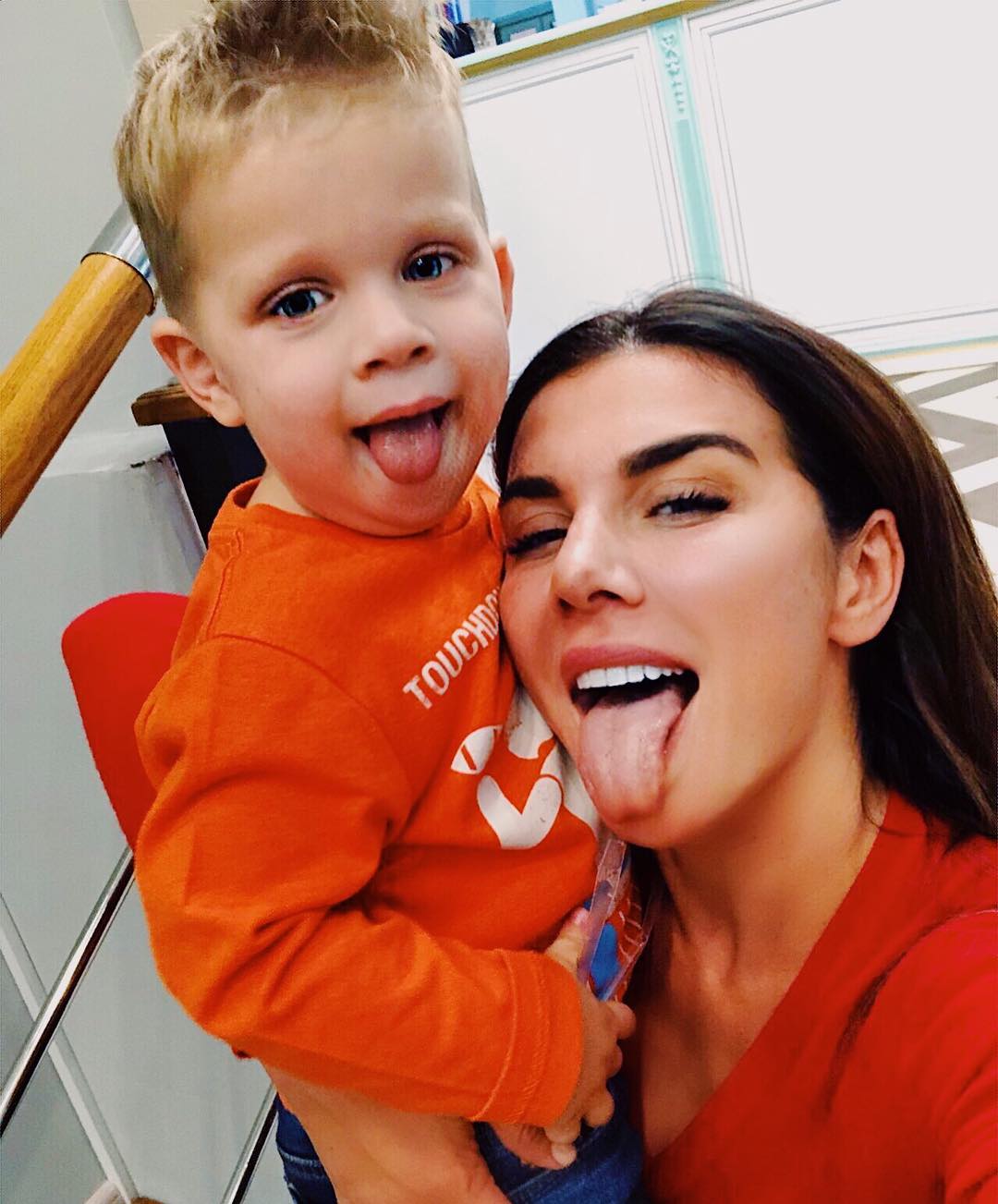 "Прекрати ругать себя": Седокова поделилась полезными советами для девушек