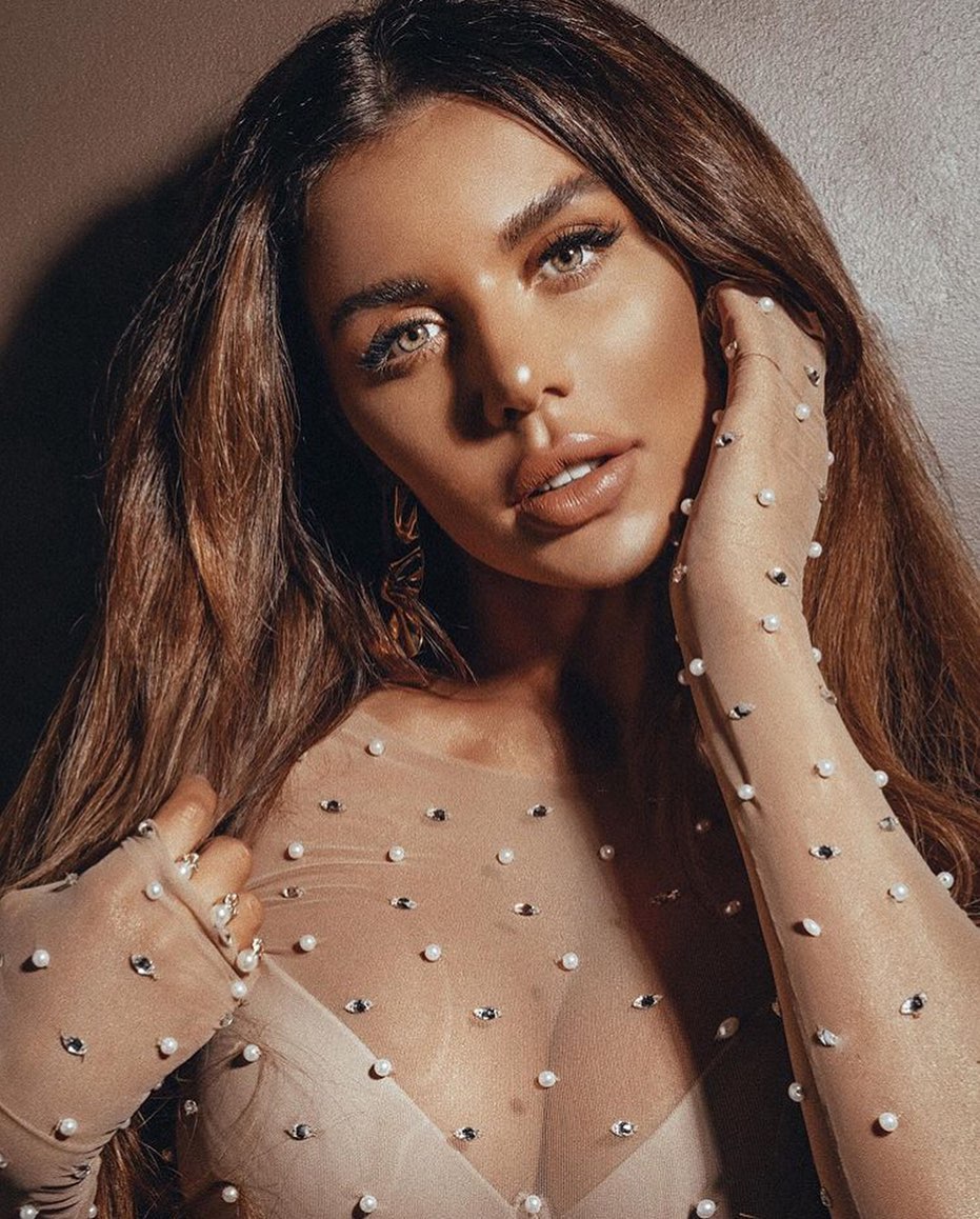 Как понравиться мужчине: Анна Седокова дала советы девушкам