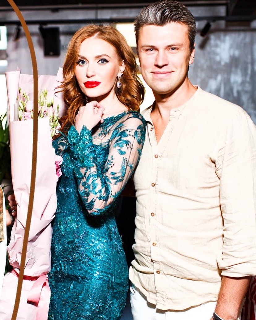 Славу из НеАнгелов после развода заметили с другим мужчиной (фото)