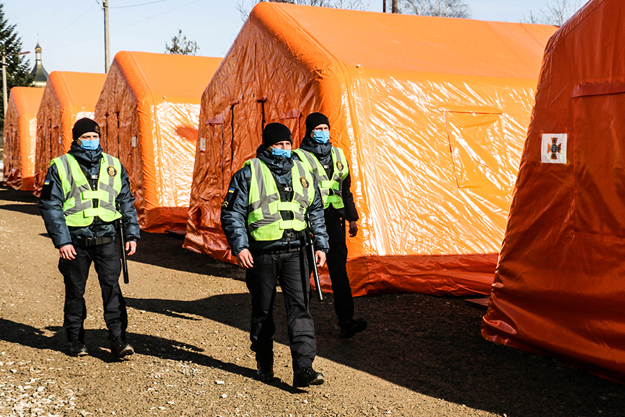Івано-Франківськ на карантині: яка ситуація на дорогах і блокпостах сьогодні (фото)