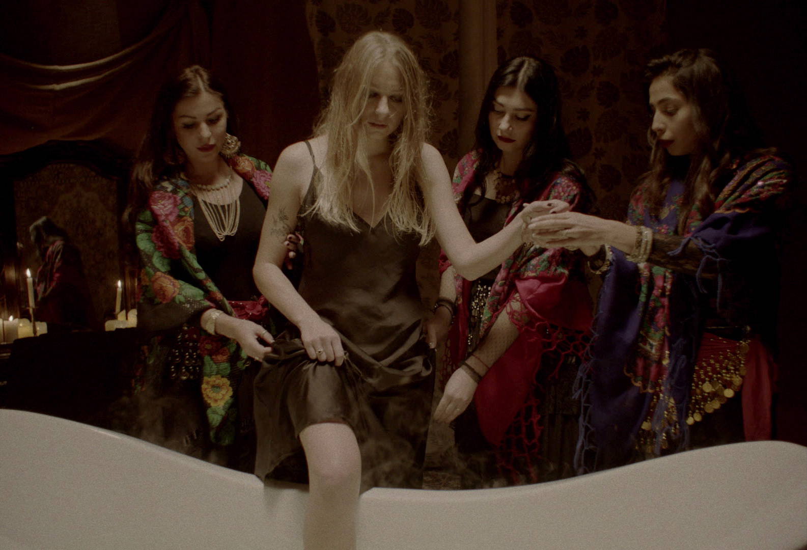 Дивні ритуали: учасники Нацвідбору на Євробачення представили загадковий кліп