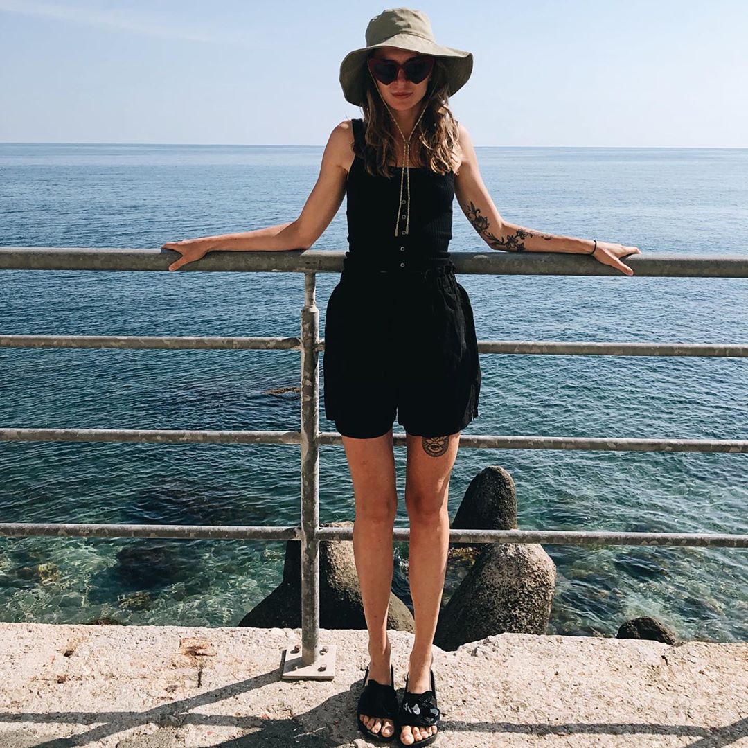 Відомий український співак засвітився на відпочинку в окупованій Ялті (фото)