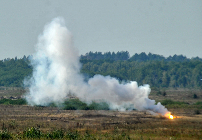 Турчинов повідомив про успішні випробування нових українських безпілотників, вертольотів та ЗУ