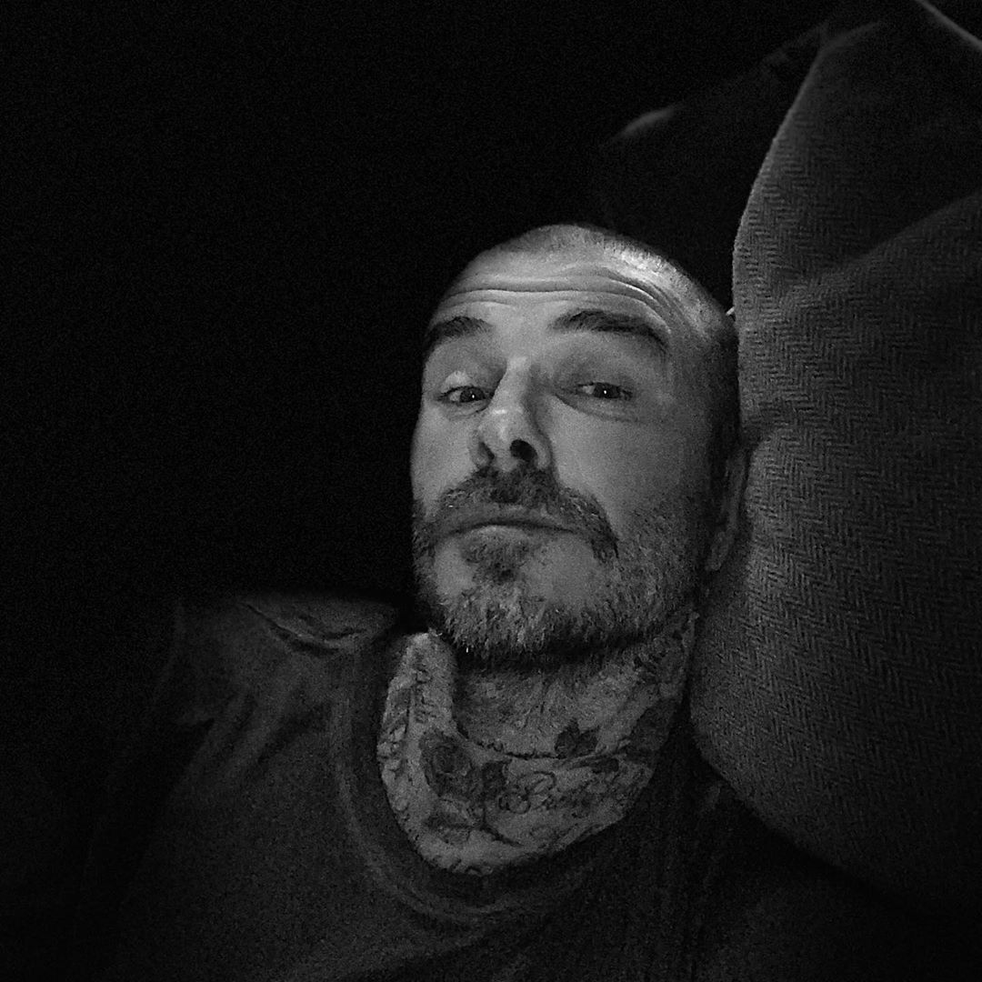 Нужно было сделать: Дэвид Бекхэм решился на резкую смену имиджа во время домашней изоляции