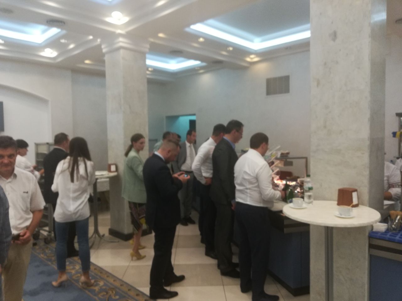 Что происходило в Раде в первый день: онлайн-трасляция